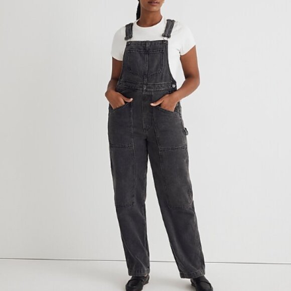 Madewell Pants - Madewell denim oversized carpenter overalls in hartwell wash L